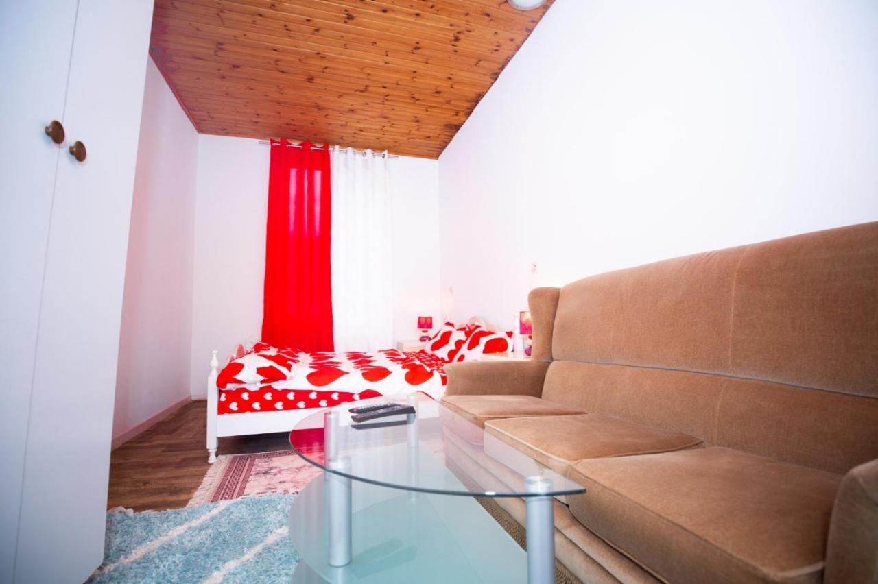 Agreable Chambre Sur Liege Avc Parking Et Wifi Gratuit Exterior photo